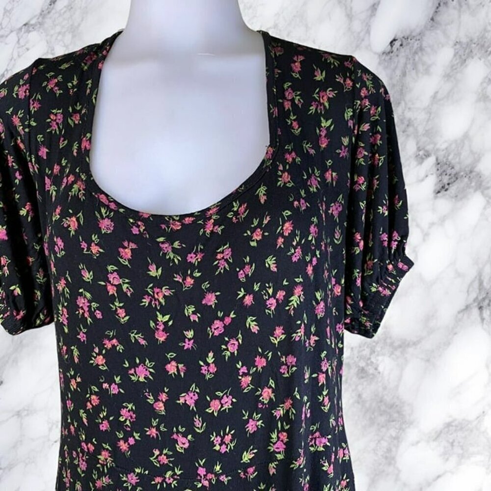 NastyGal Floral Print Square Neck Fitted Jumpsuit - Picture 12 of 12